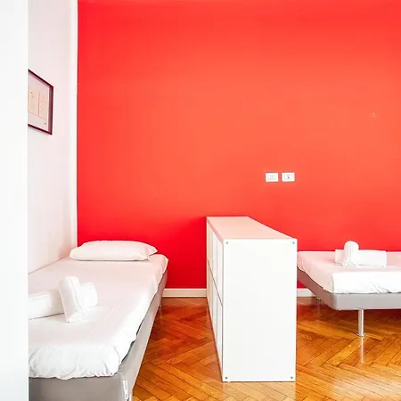 Mauri Galleria Vibrant Apt Near The Duomo * Milan